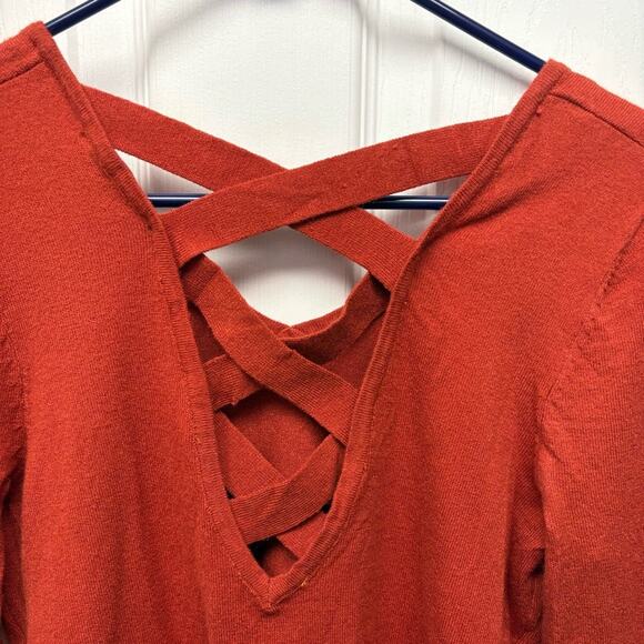 Love Ellie Sweater, Burnt Orange V Neck, Cris Cross Straps, Long Sleeve, Size XS - Picture 4 of 9